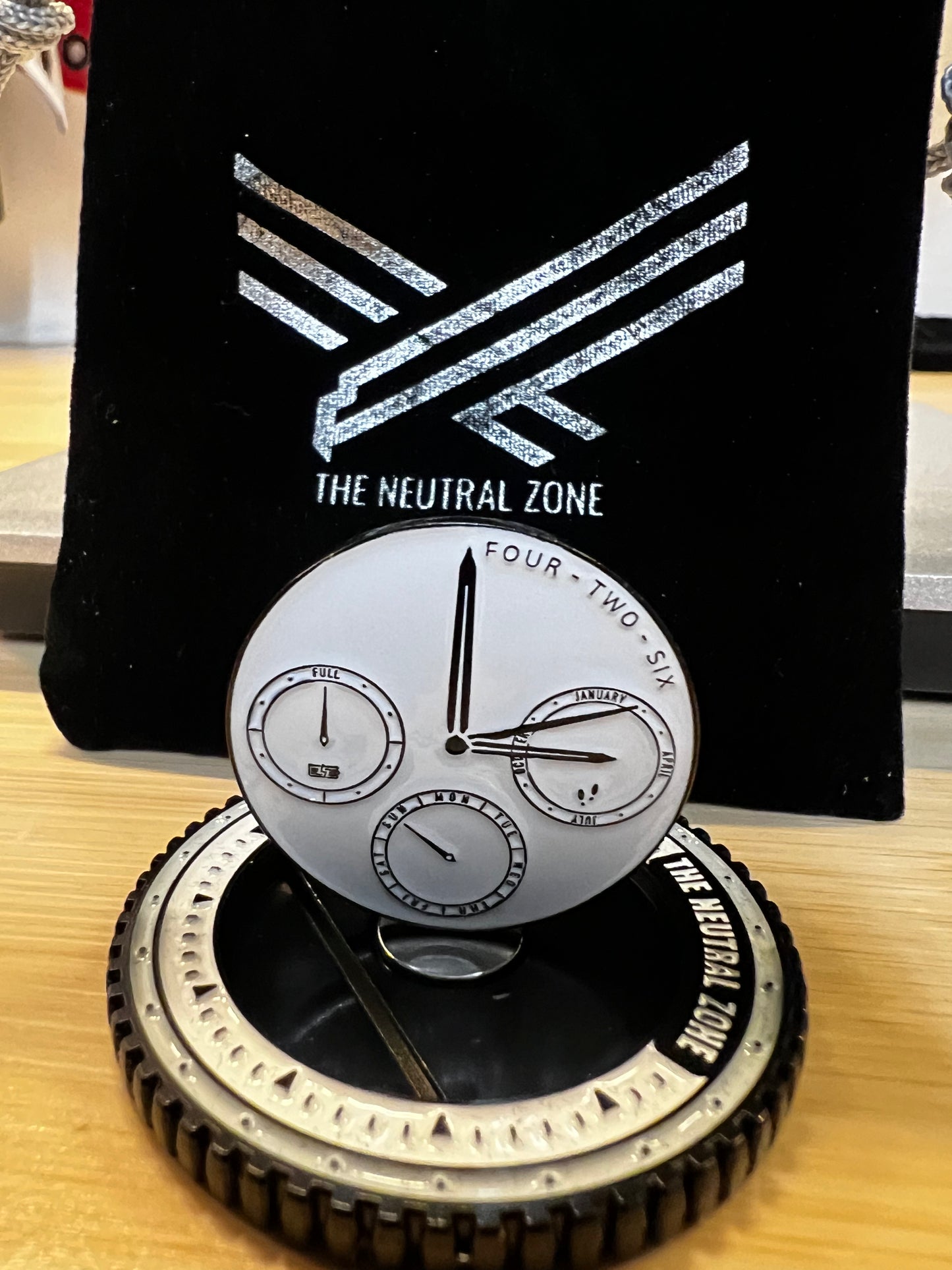 'Neutral Zone' Ball Marker - Golf Accessory for Peak Performance - Breathing Technique Reminder - Custom Clock Design