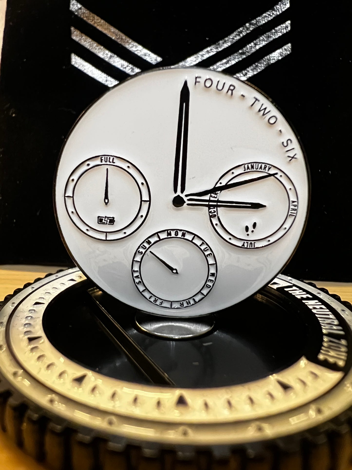 'Neutral Zone' Ball Marker - Golf Accessory for Peak Performance - Breathing Technique Reminder - Custom Clock Design