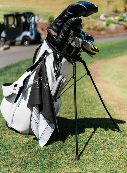 Savvy Setup Training Aid Golf Towel: Effortlessly Improve Your Game On The First Swing - 4 Pack